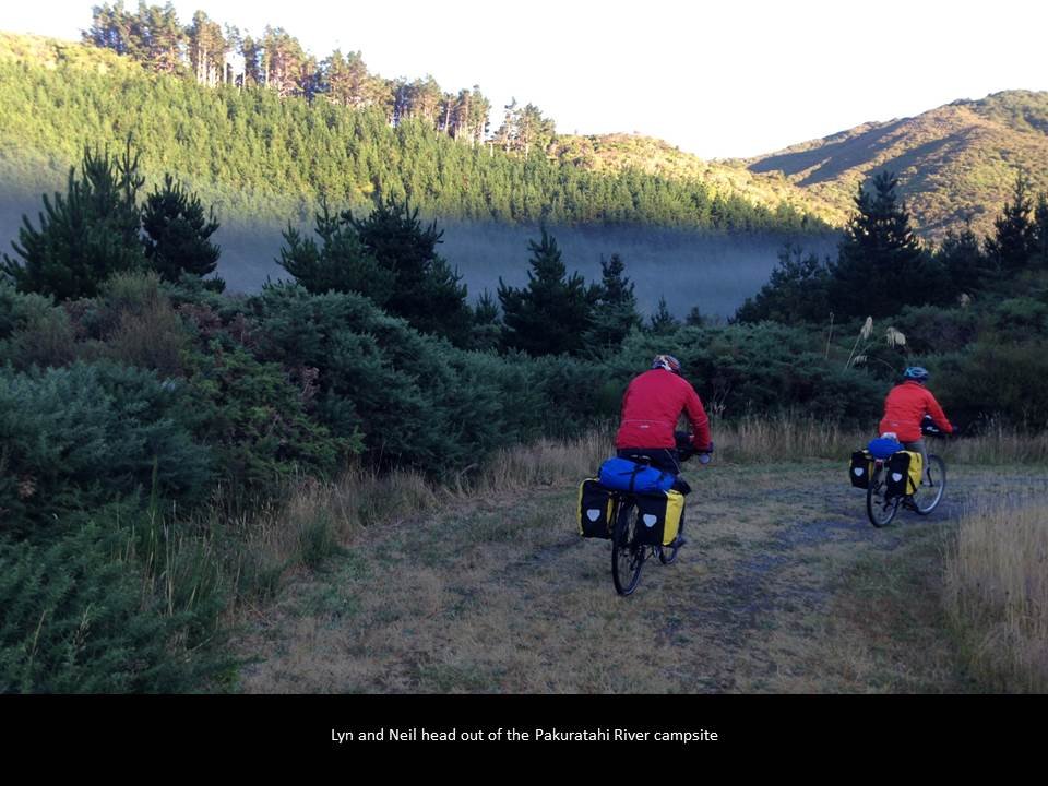 05.jpg (100752 bytes)